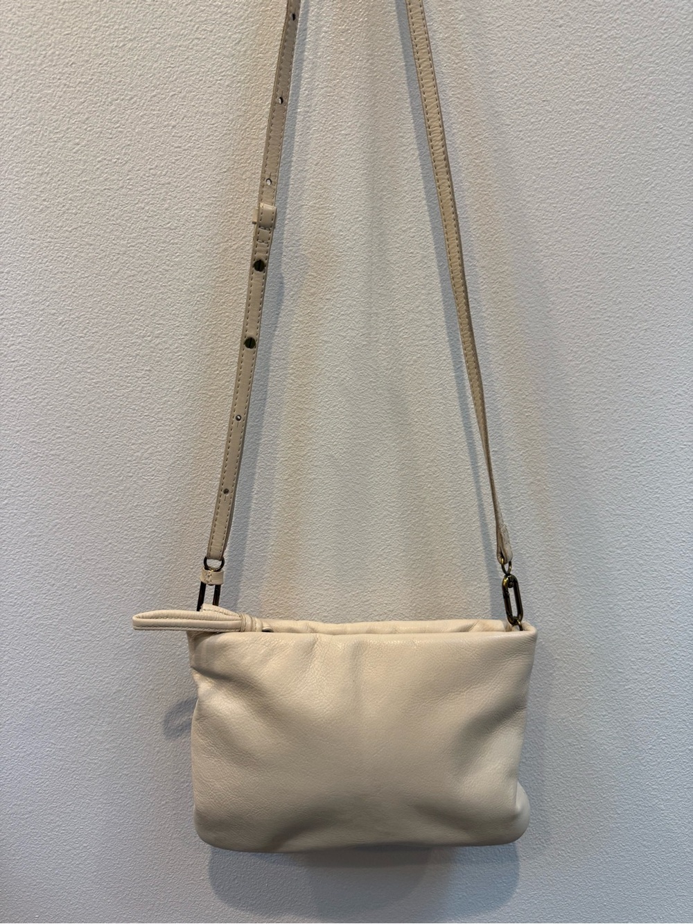 The Madewell Puffed Shoulder Leather Crossbody Bag